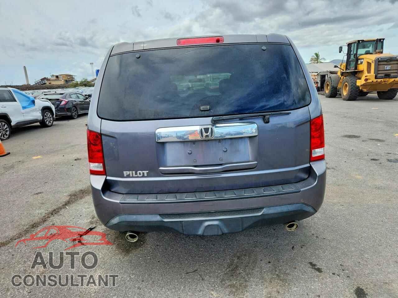 HONDA PILOT 2015 - 5FNYF3H41FB030628