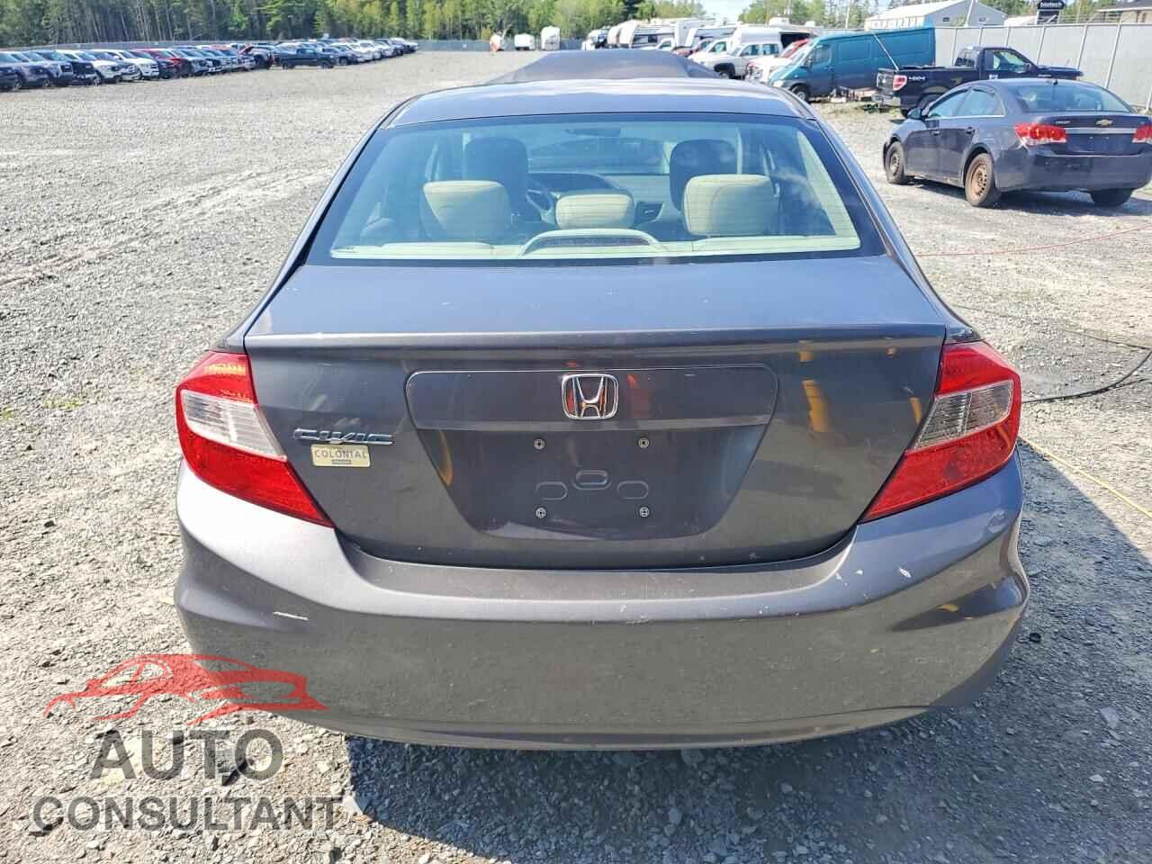 HONDA CIVIC 2012 - 2HGFB2E46CH033596