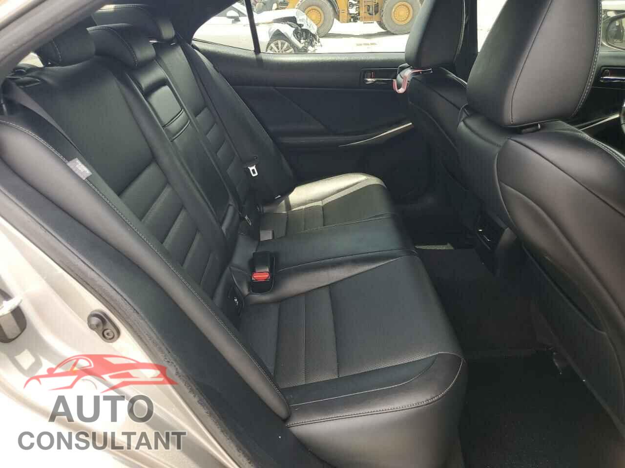 LEXUS IS 2016 - JTHBA1D23G5036820