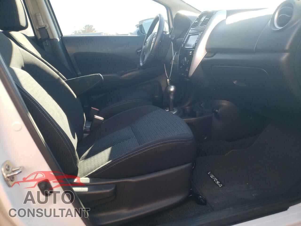 NISSAN VERSA 2017 - 3N1CE2CP7HL375159