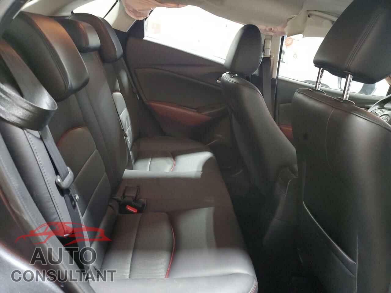 MAZDA CX-3 2017 - JM1DKFC78H0145936