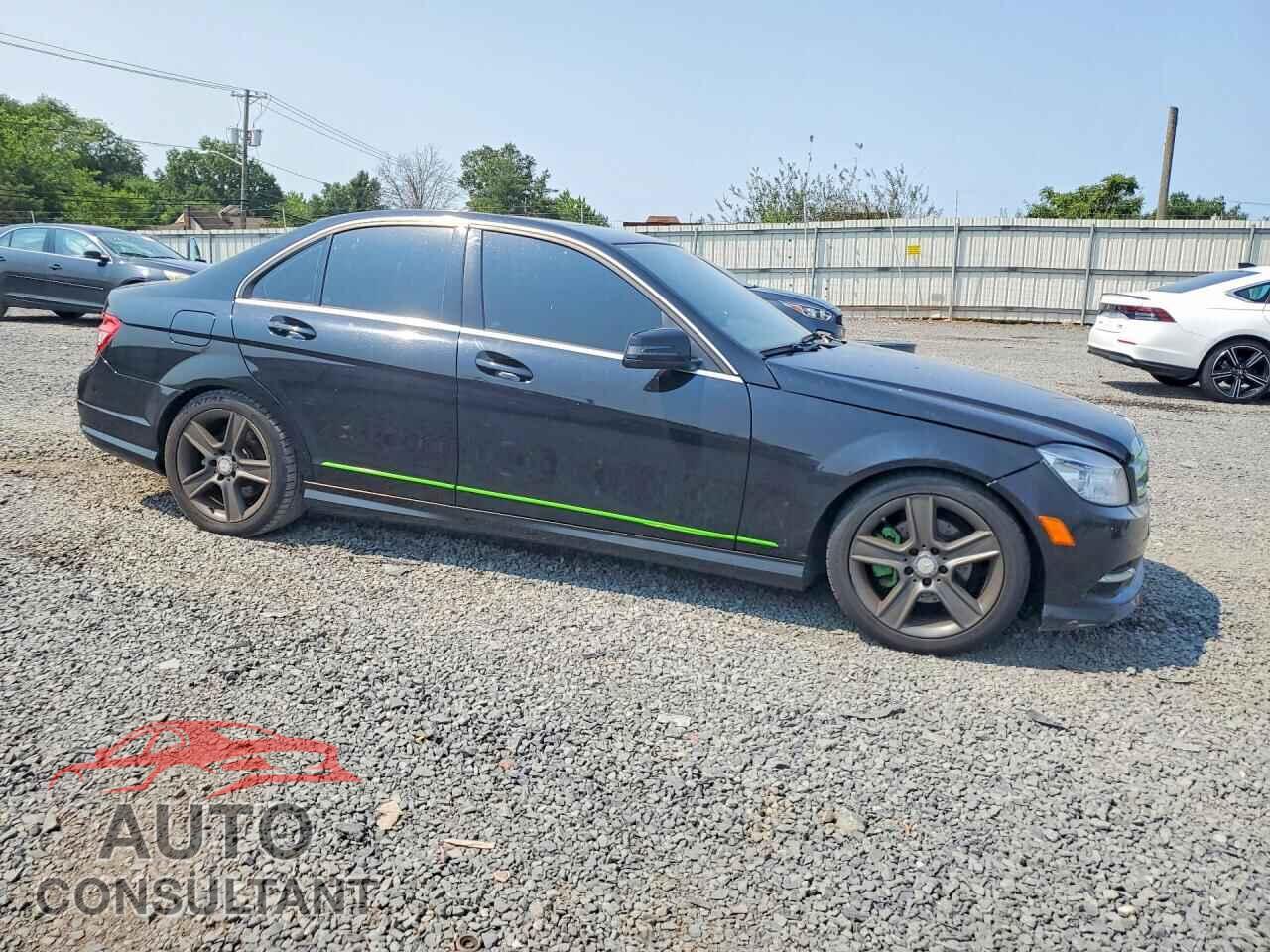 MERCEDES-BENZ C-CLASS 2011 - WDDGF8BB2BR155437