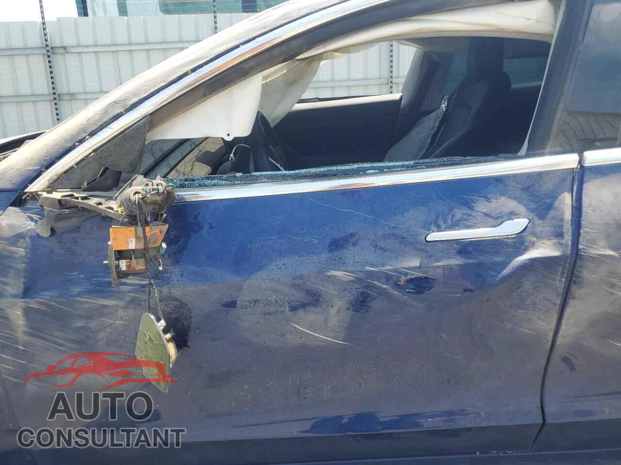 TESLA MODEL 3 2020 - 5YJ3E1EA7LF631145