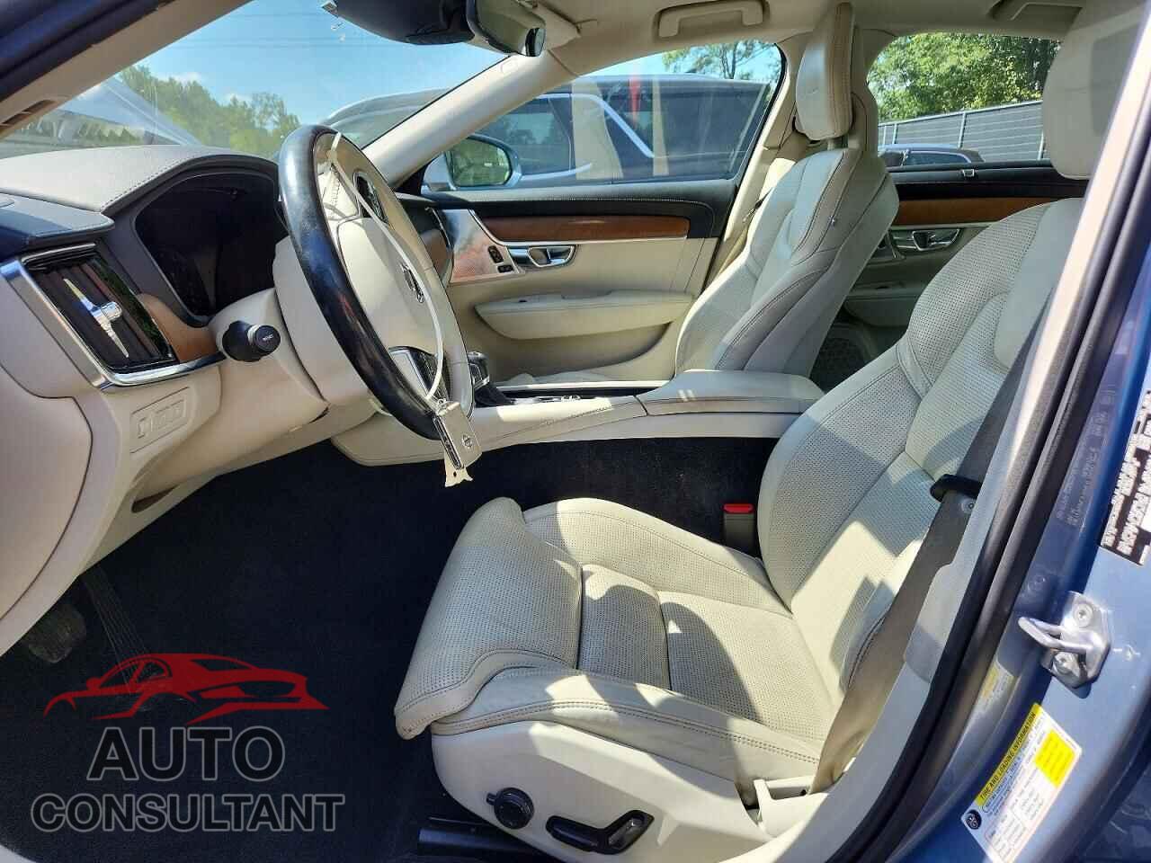 VOLVO S90 2017 - YV1A22ML3H1004218