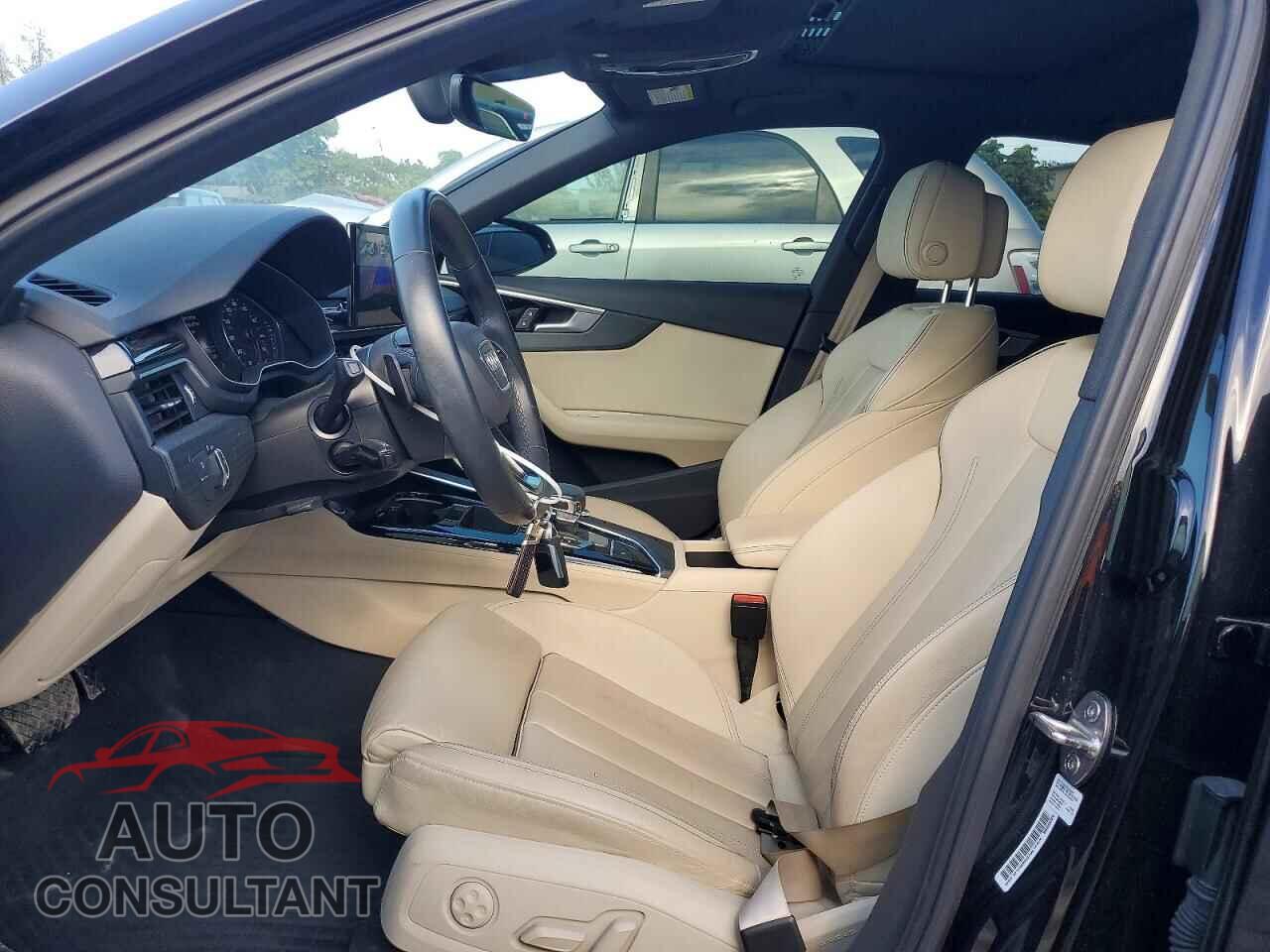AUDI A4 2024 - WAUDAAF41RN008555
