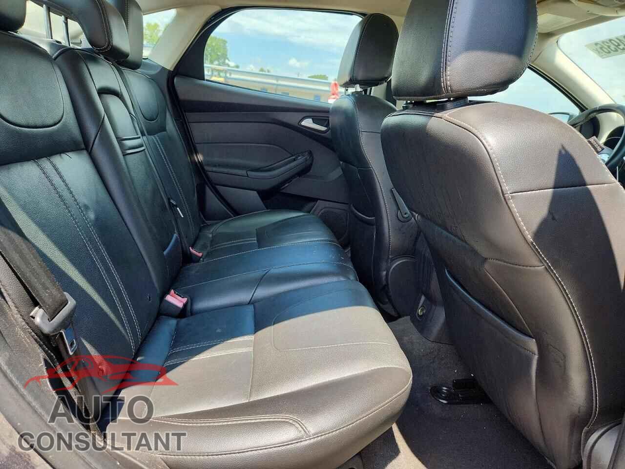 FORD FOCUS 2013 - 1FADP3F28DL331412