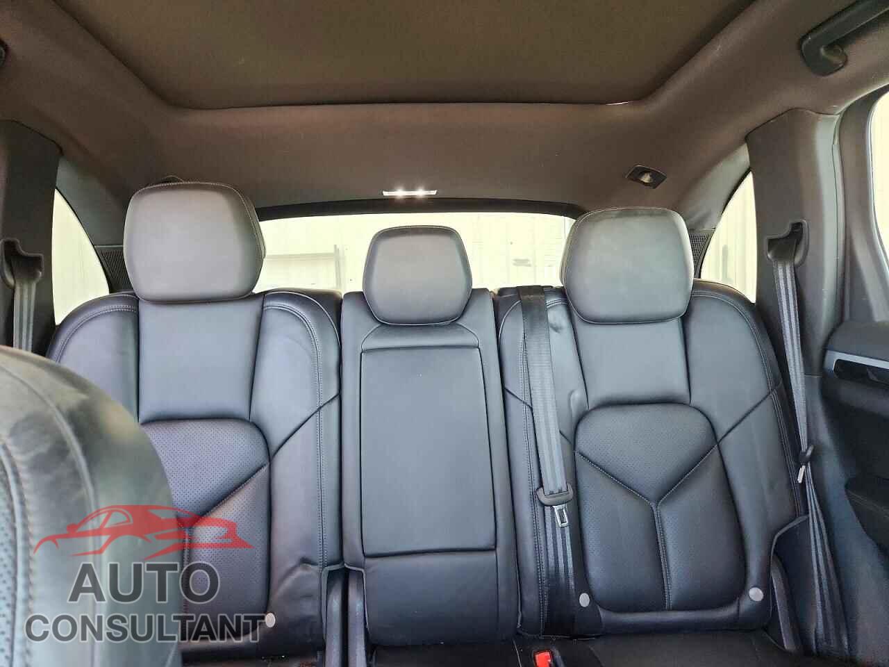 PORSCHE CAYENNE 2016 - WP1AE2A24GLA64485