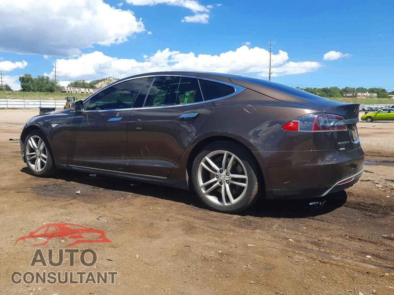 TESLA MODEL S 2013 - 5YJSA1DNXDFP06823
