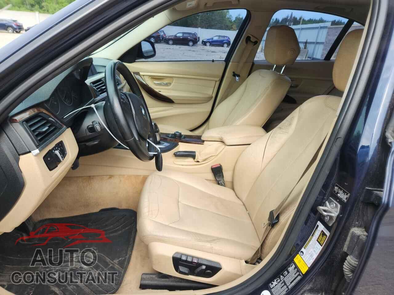 BMW 3 SERIES 2013 - WBA3B3C52DF530826