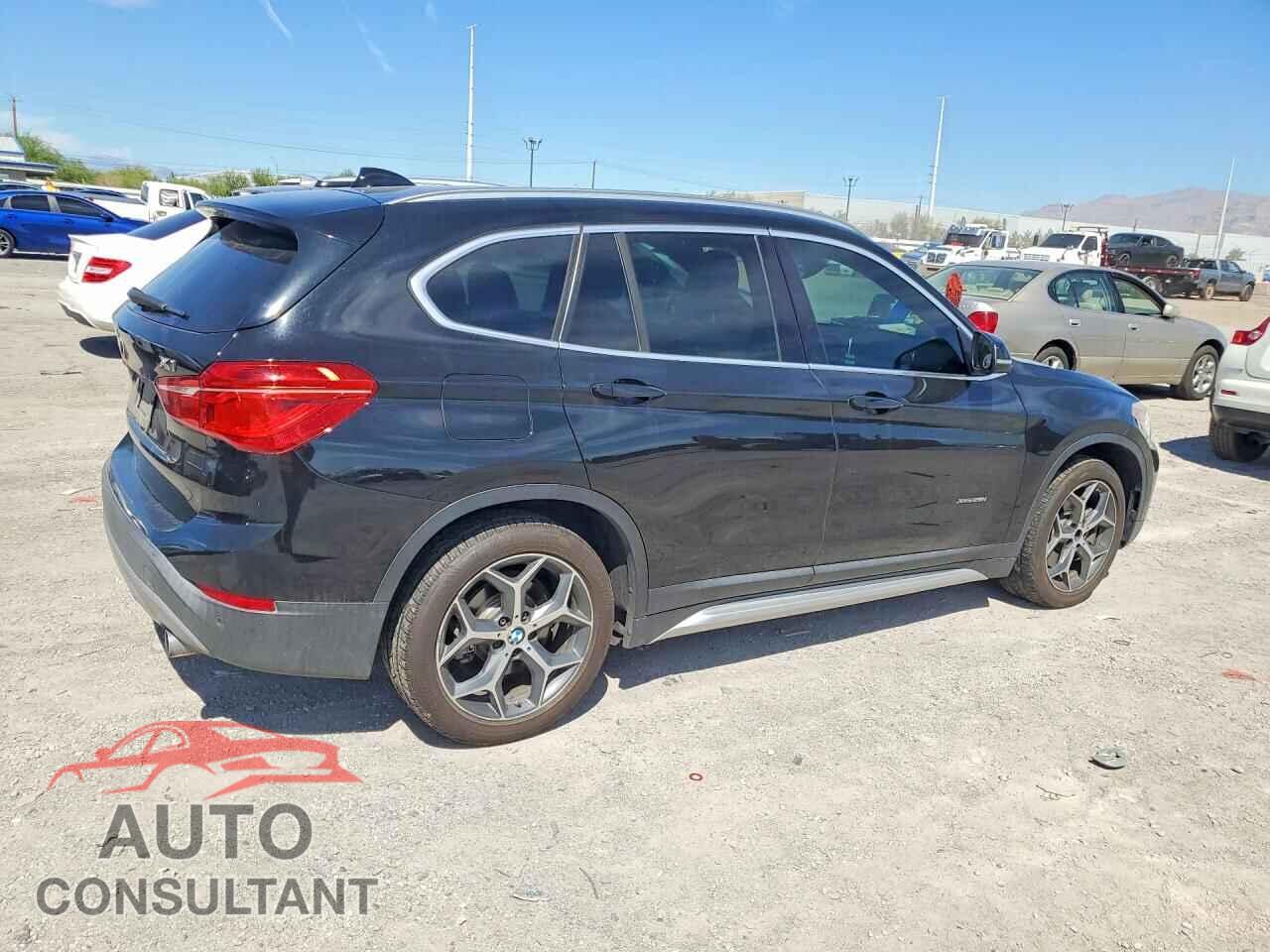 BMW X1 2016 - WBXHT3C34GP888564