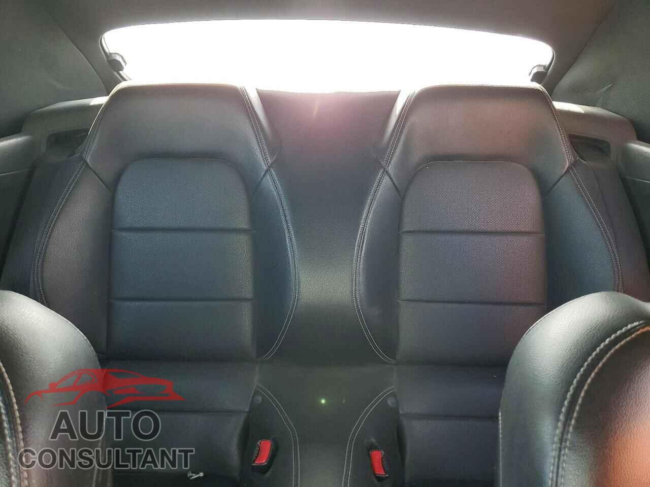 FORD MUSTANG 2017 - 1FATP8UH8H5307444