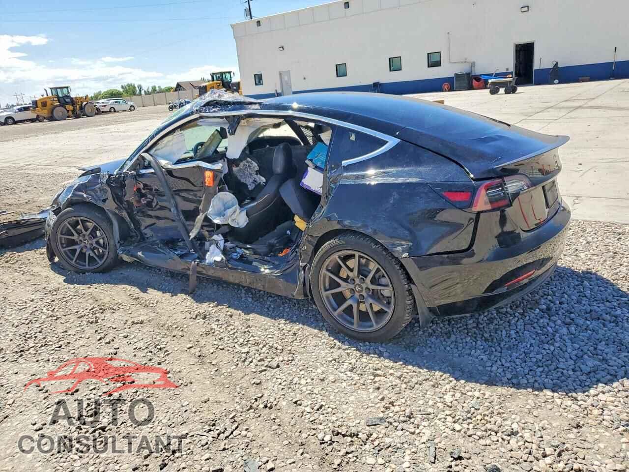 TESLA MODEL 3 2018 - 5YJ3E1EA8JF062691