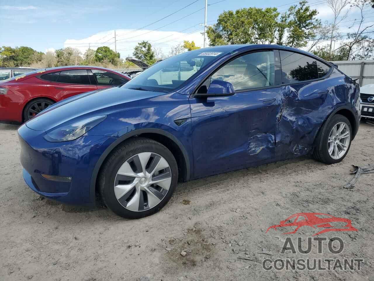 TESLA MODEL Y 2023 - 7SAYGDEE0PF888340