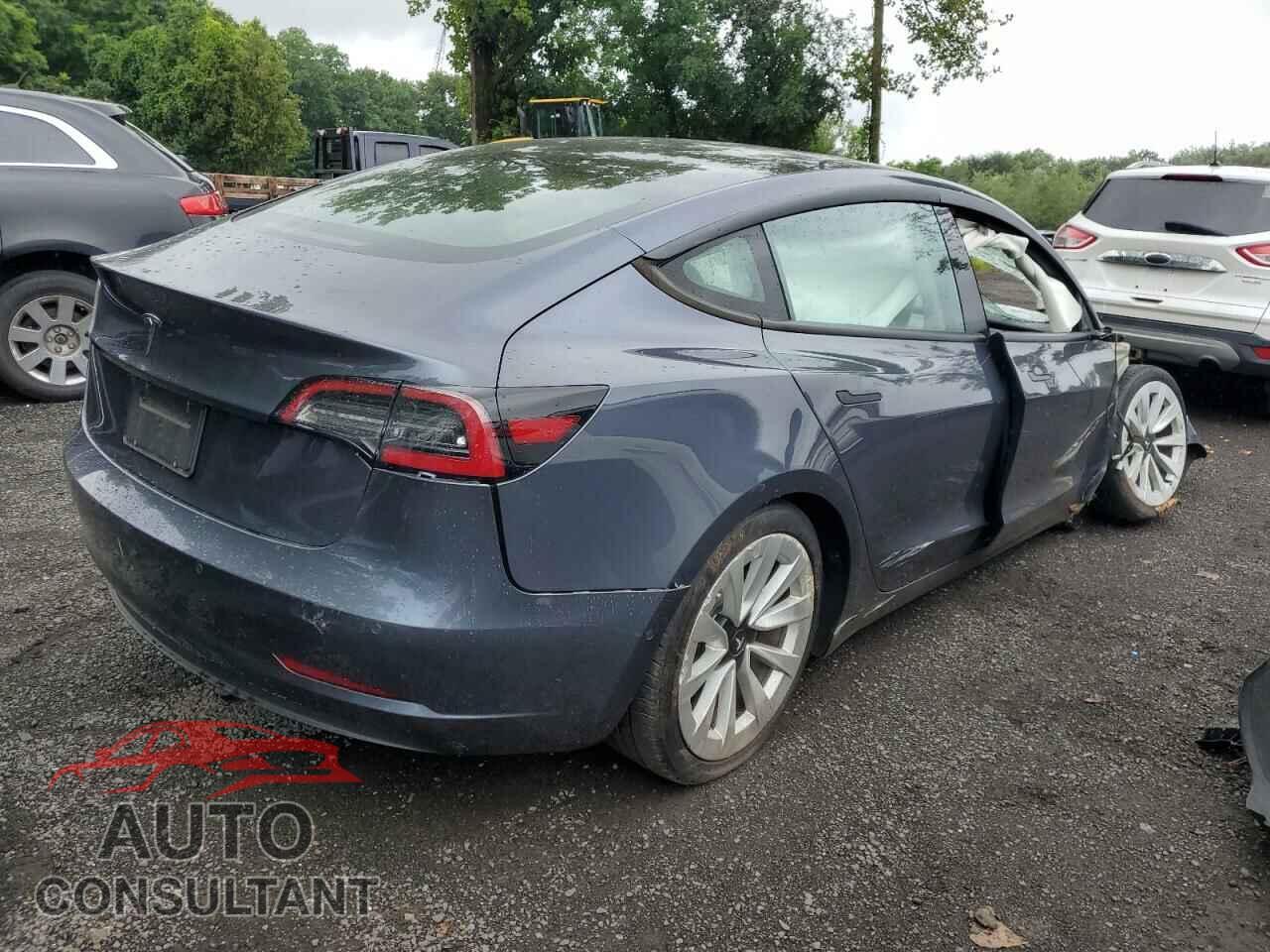 TESLA MODEL 3 2022 - 5YJ3E1EA2NF303148
