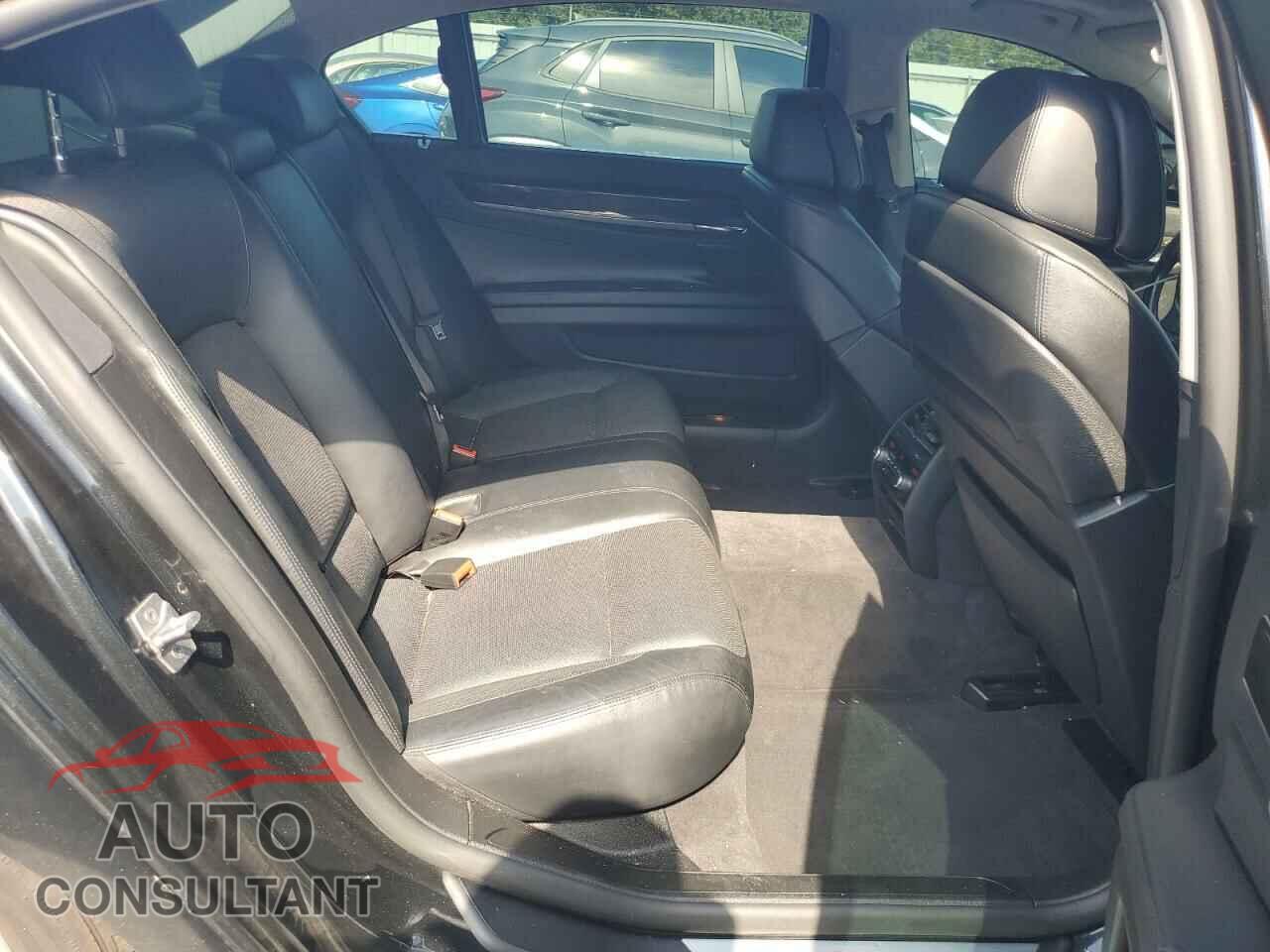 BMW 7 SERIES 2012 - WBAKC8C57CC435992