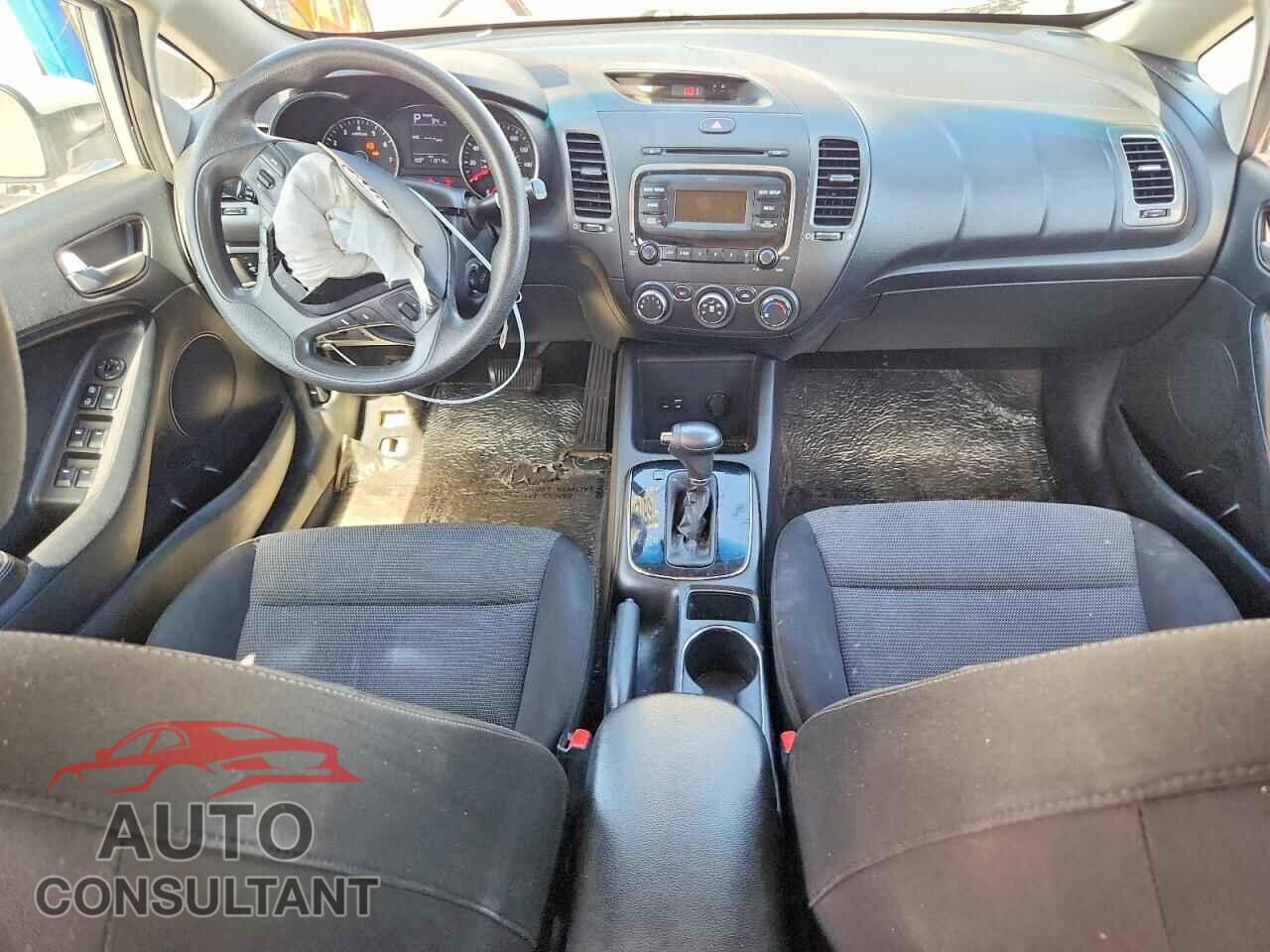 KIA FORTE 2017 - 3KPFK4A77HE028775