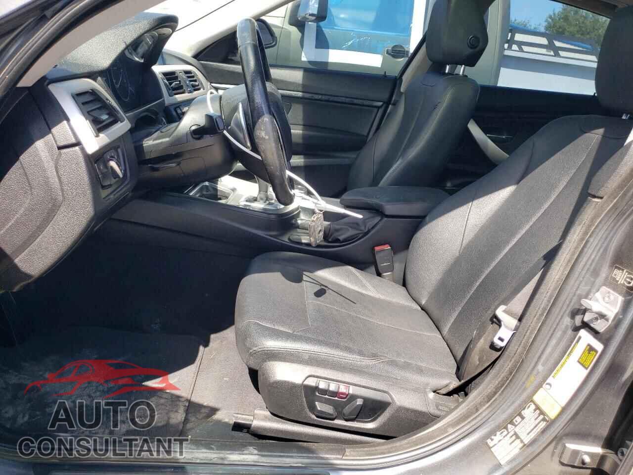 BMW 3 SERIES 2014 - WBA3X5C54ED559285