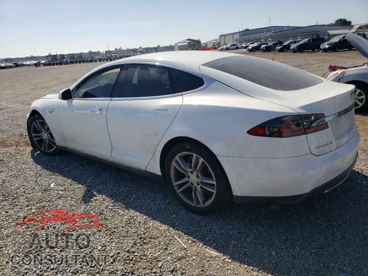 TESLA MODEL S 2014 - 5YJSA1S1XEFP51276