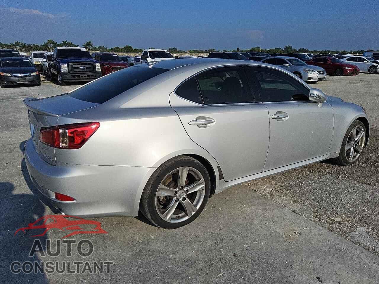 LEXUS IS 2012 - JTHBF5C29C5157758