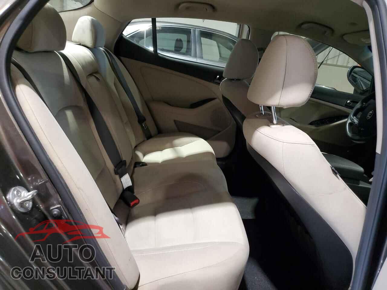 KIA OPTIMA 2013 - 5XXGM4A74DG242557
