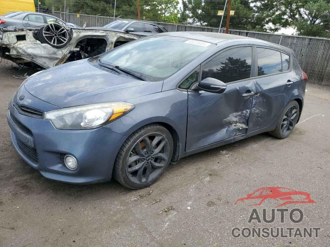 KIA FORTE 2016 - KNAFZ5A3XG5584438