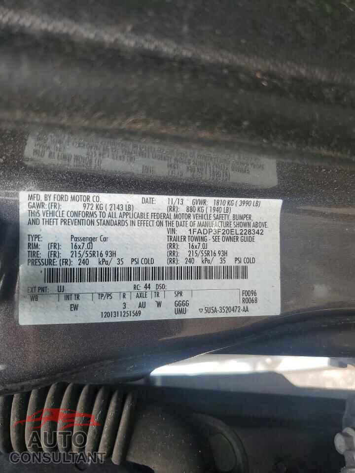 FORD FOCUS 2014 - 1FADP3F20EL22834X