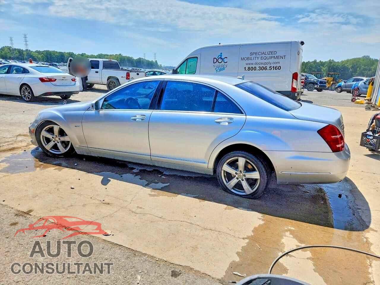 MERCEDES-BENZ S-CLASS 2012 - WDDNG9EBXCA452185