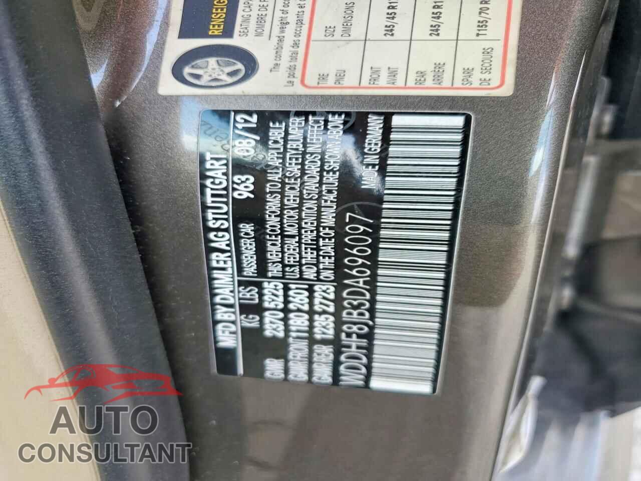 MERCEDES-BENZ E-CLASS 2013 - WDDHF8JB3DA696097