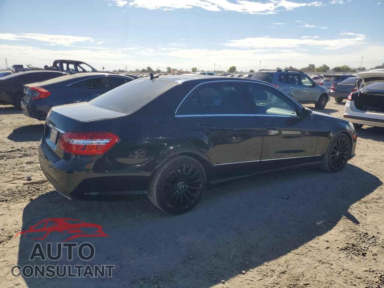 MERCEDES-BENZ E-CLASS 2011 - WDDHF5GB7BA280430