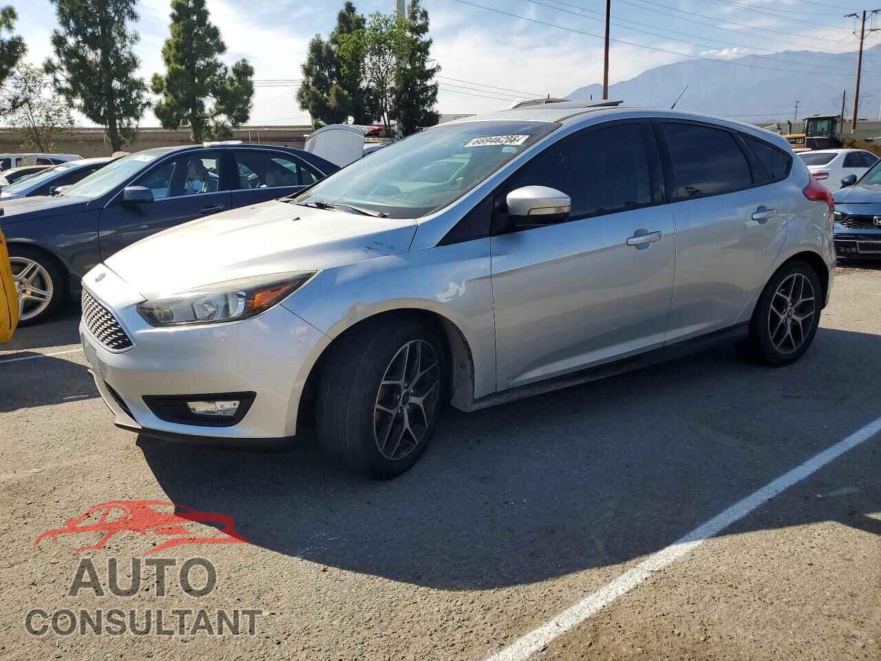 FORD FOCUS 2017 - 1FADP3M21HL290419