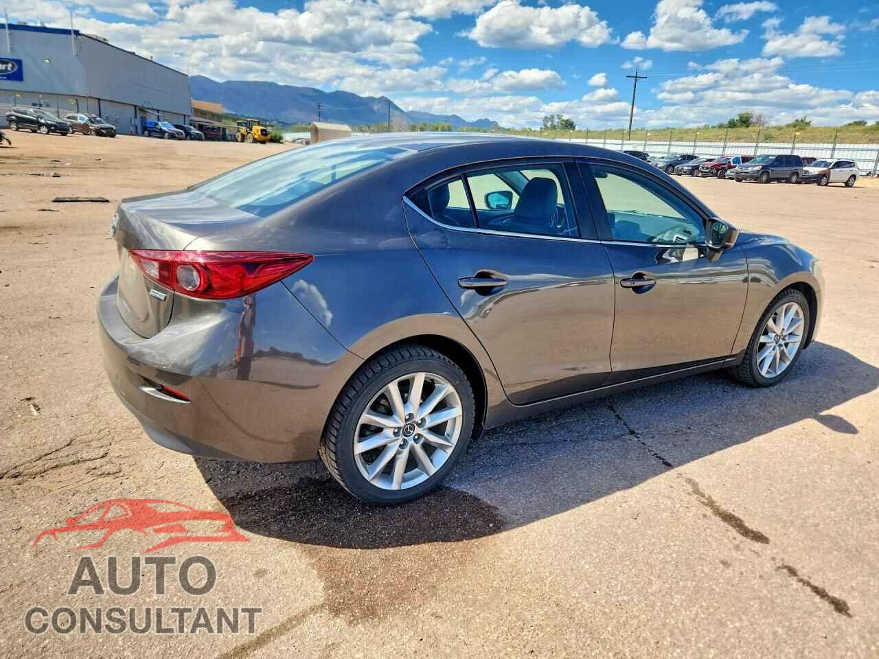 MAZDA 3 2017 - 3MZBN1V79HM101047