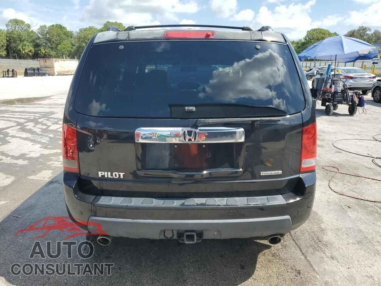 HONDA PILOT 2011 - 5FNYF3H97BB041168