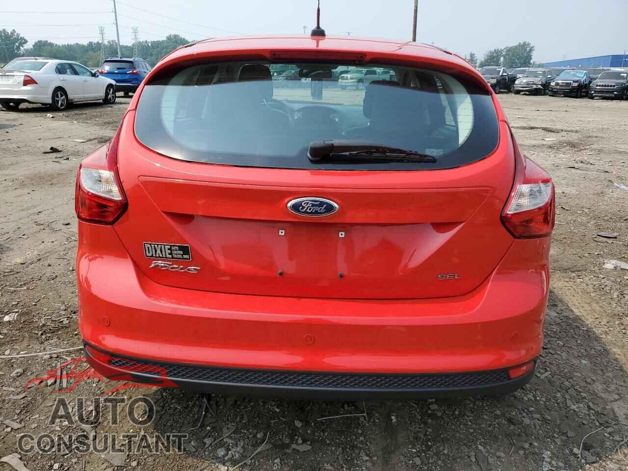 FORD FOCUS 2012 - 1FAHP3M27CL176015