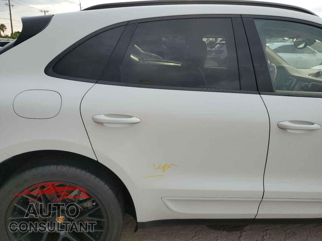 PORSCHE MACAN 2016 - WP1AB2A55GLB45756