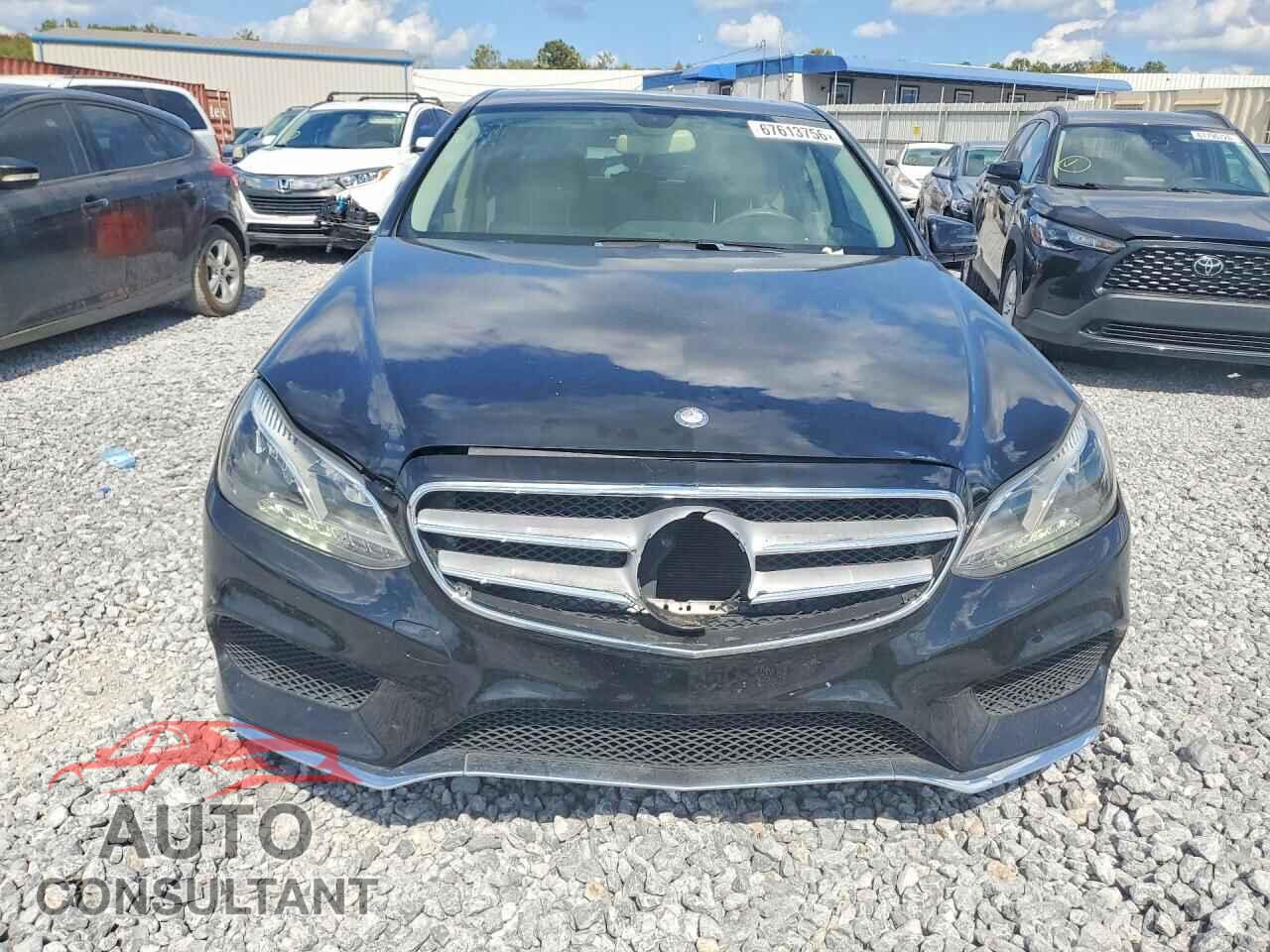 MERCEDES-BENZ E-CLASS 2015 - WDDHF5KBXFB142212