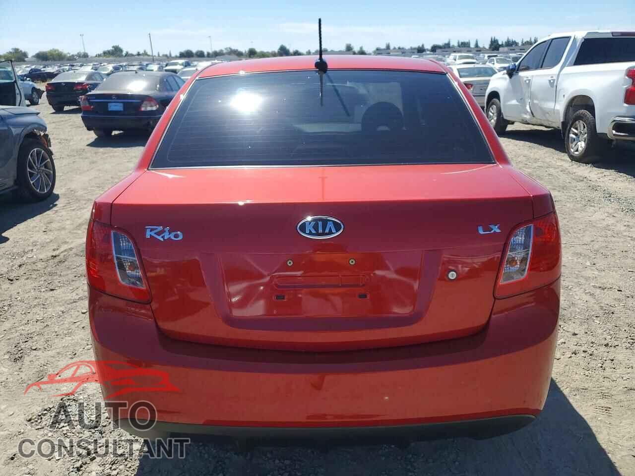 KIA RIO 2011 - KNADH4A35B6924070