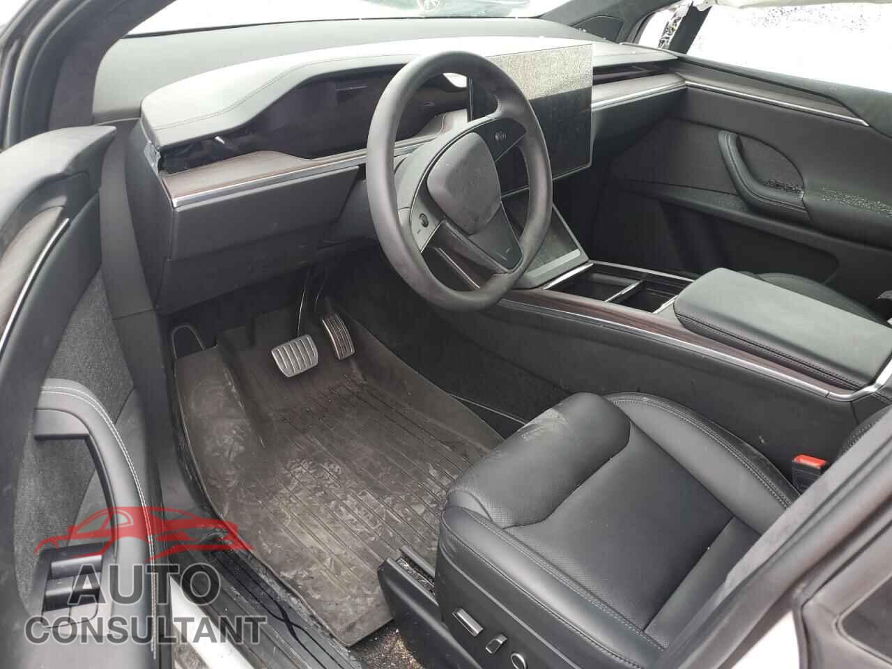 TESLA MODEL X 2024 - 7SAXCDE52RF445911