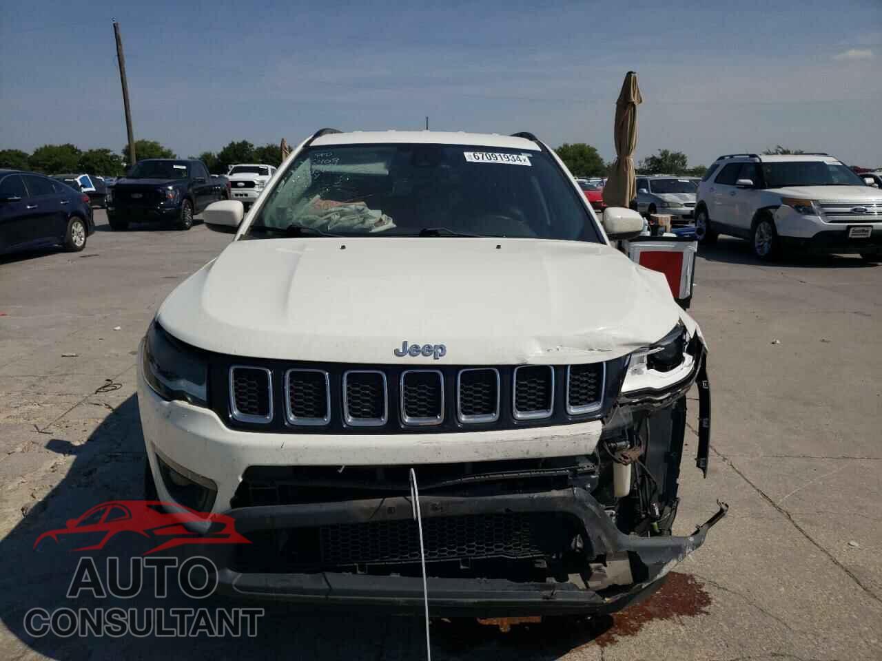 JEEP COMPASS 2018 - 3C4NJDBB2JT206403