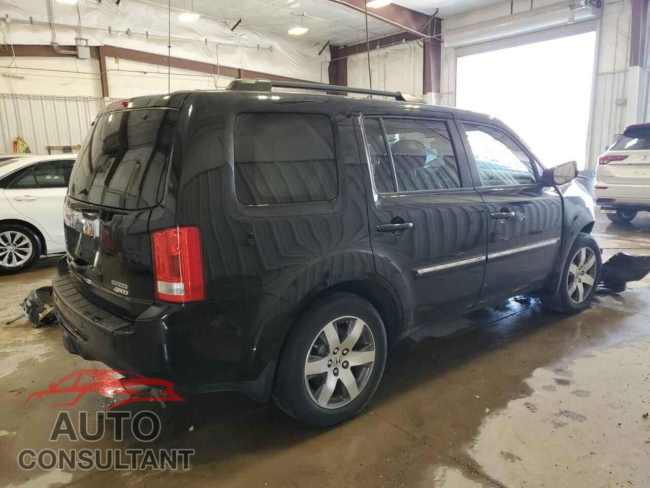 HONDA PILOT 2013 - 5FNYF4H92DB035075