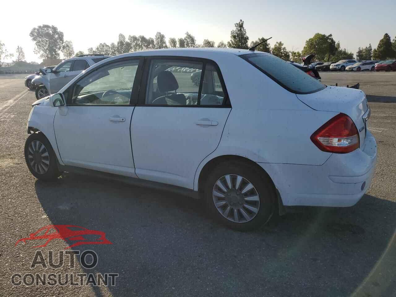 NISSAN VERSA 2011 - 3N1BC1AP4BL452009