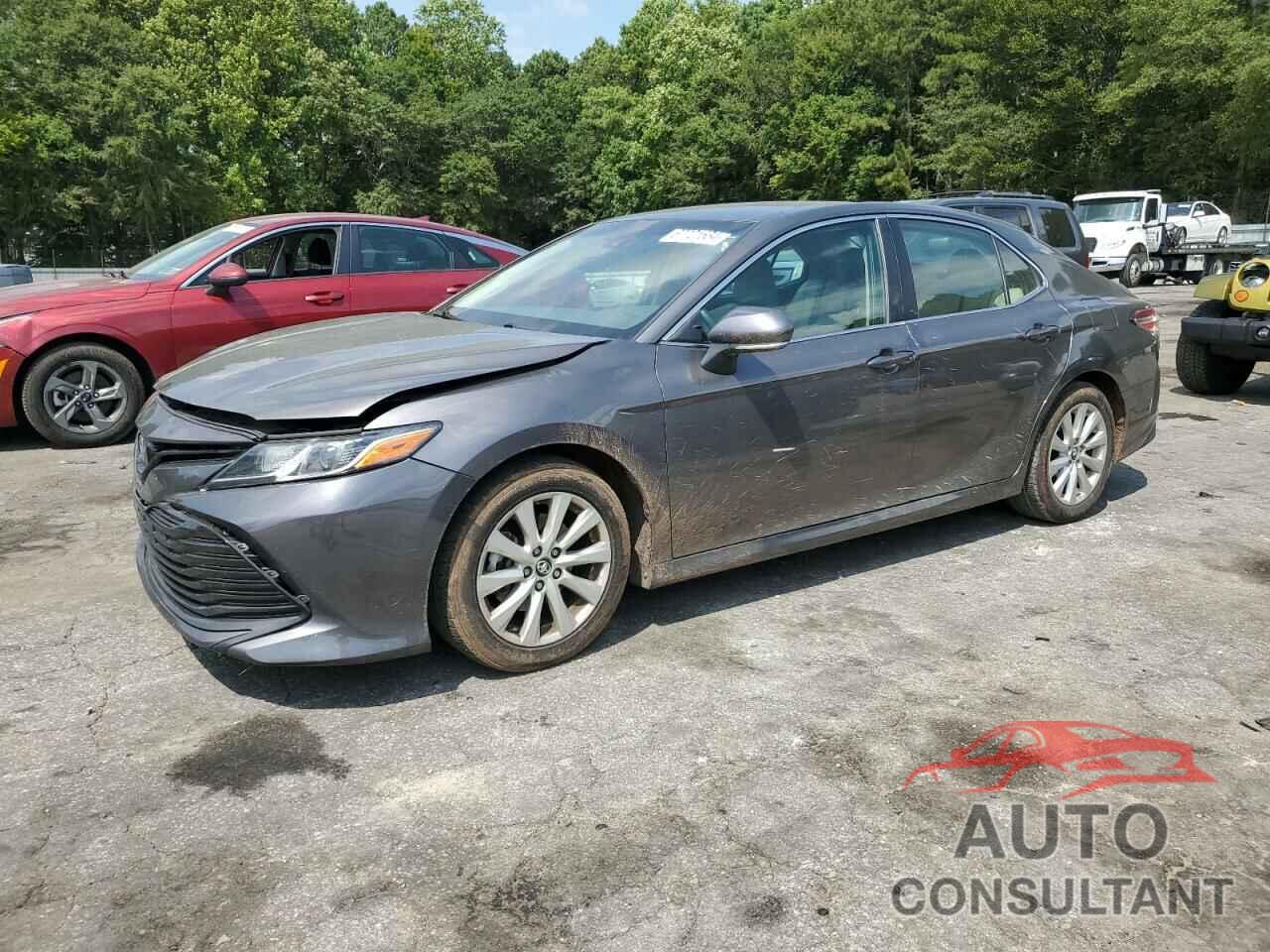 TOYOTA CAMRY 2018 - 4T1B11HK8JU042715