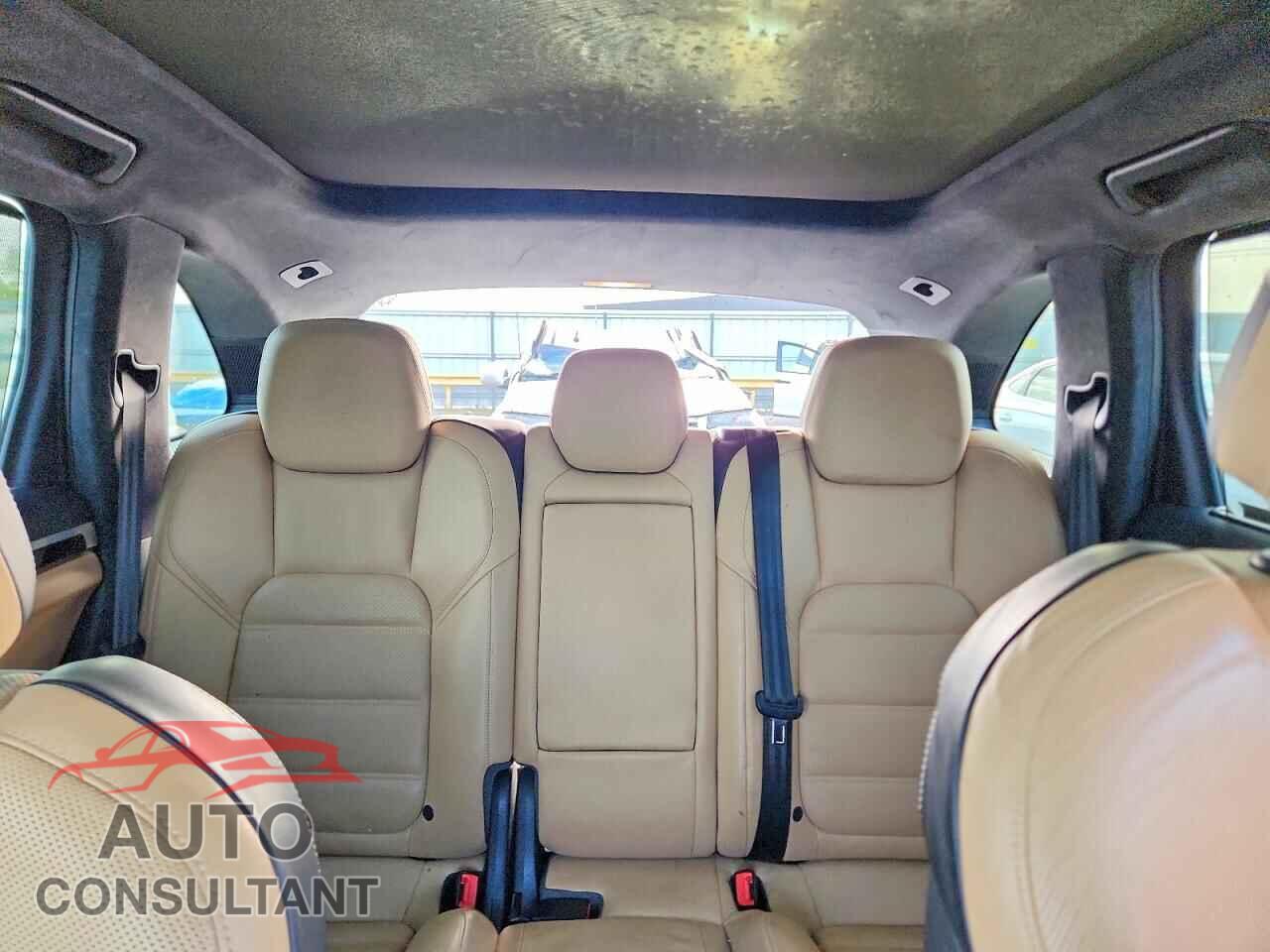PORSCHE CAYENNE 2014 - WP1AC2A24ELA87669