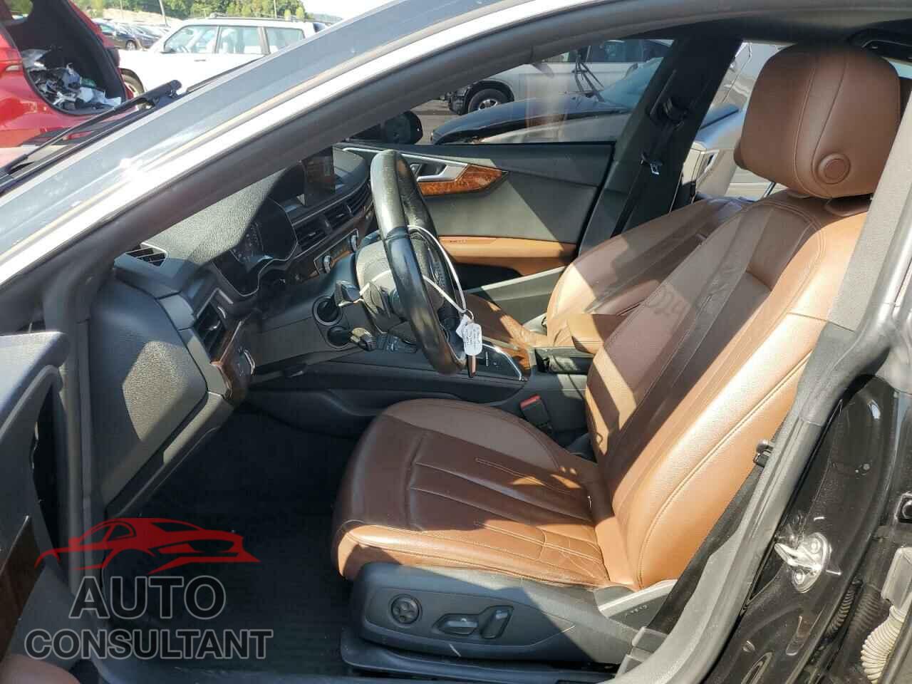 AUDI A5 2018 - WAUANCF58JA013629