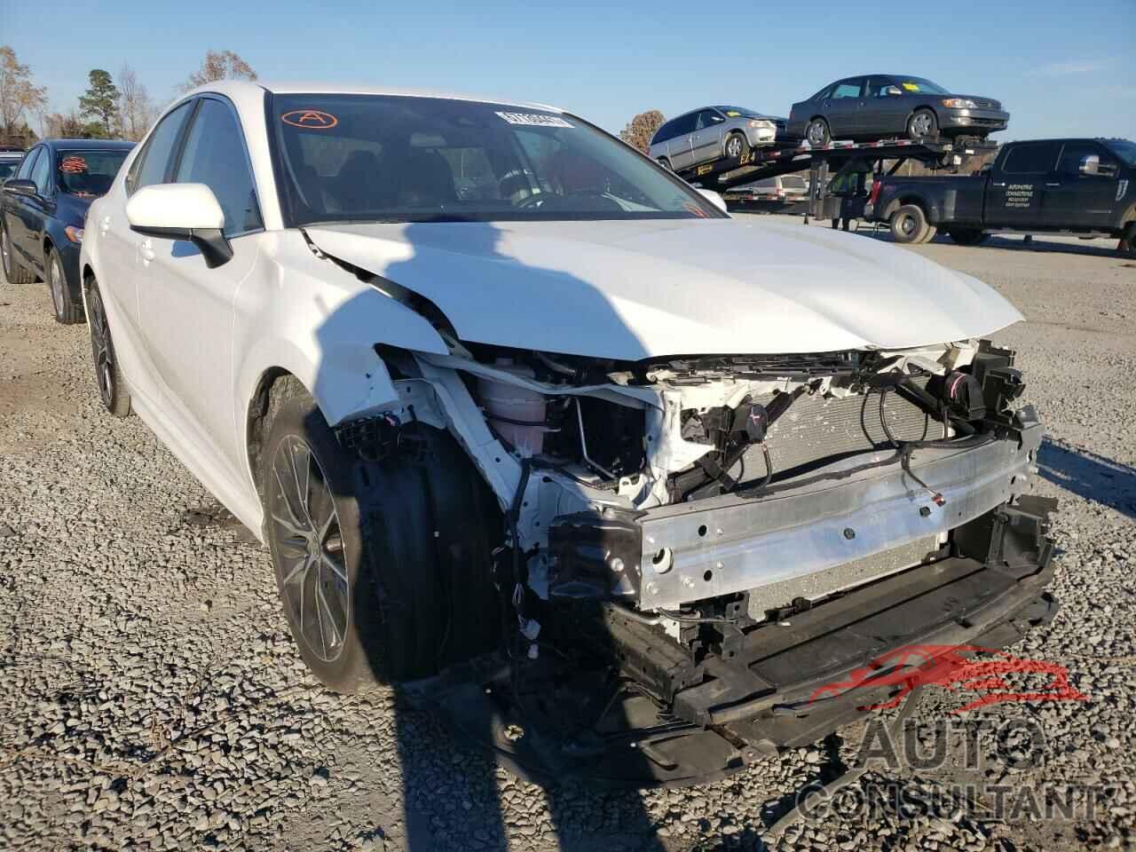 TOYOTA CAMRY 2021 - 4T1G11AKXMU402958