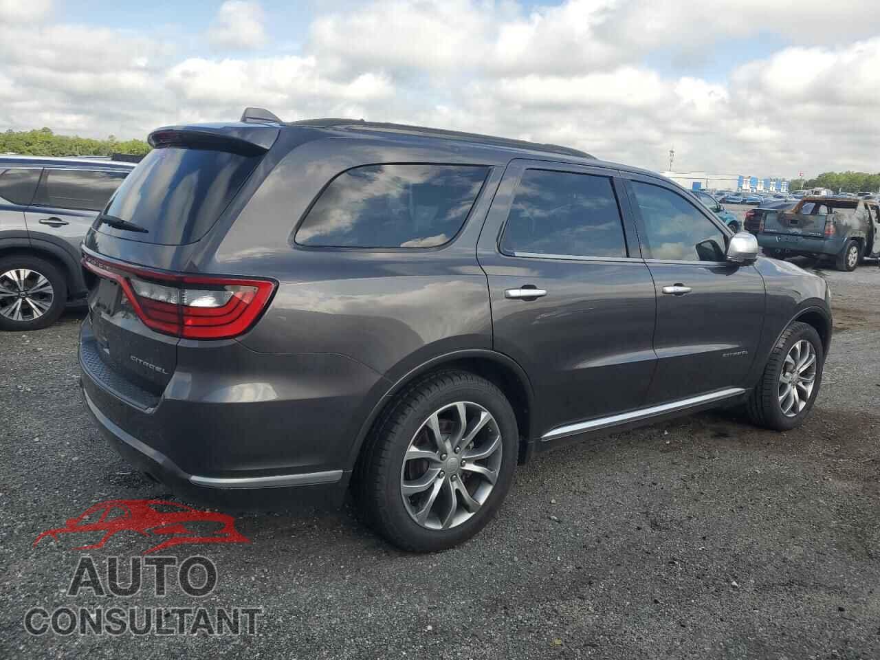 DODGE DURANGO 2018 - 1C4SDHET6JC228597
