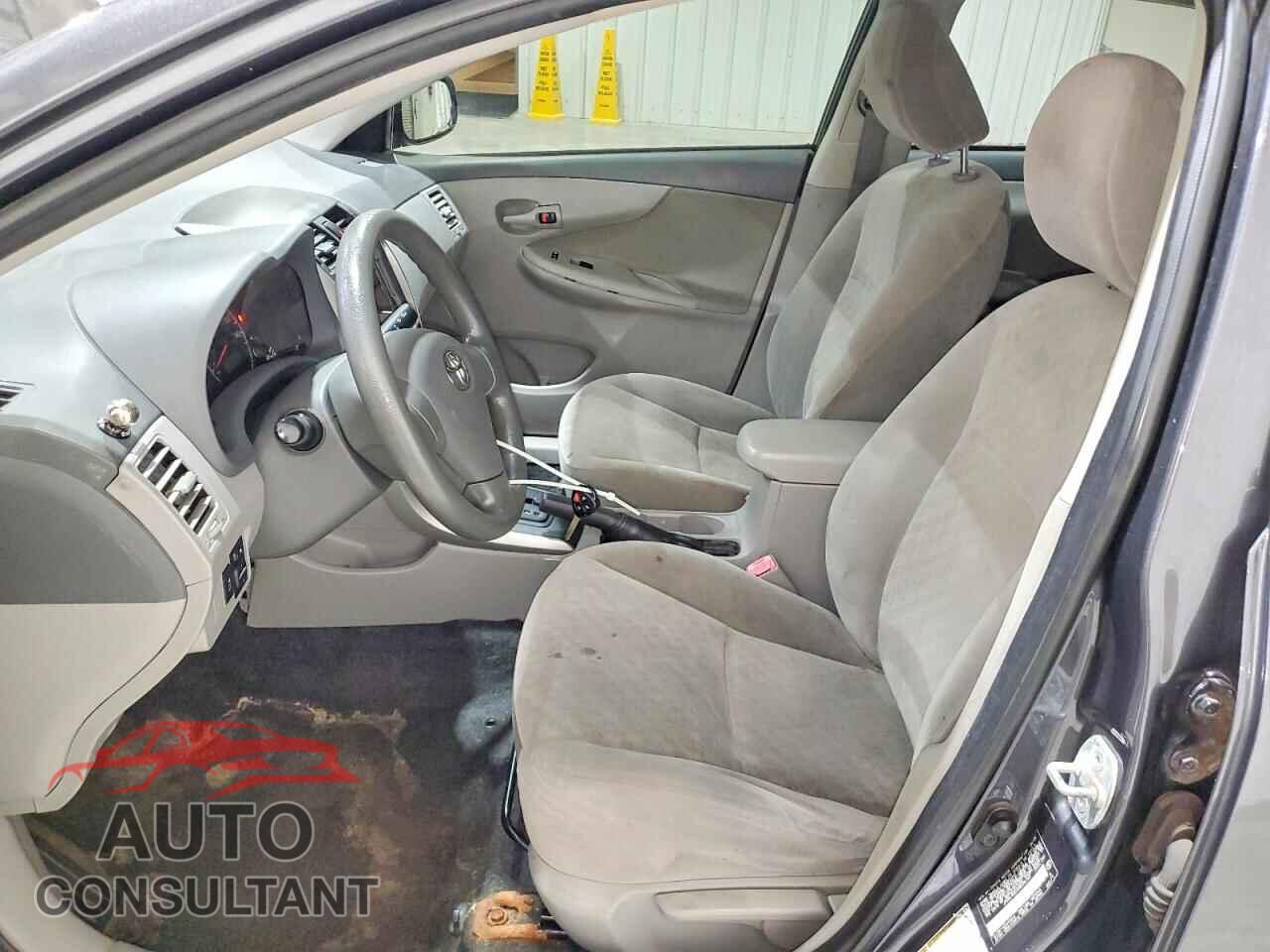 TOYOTA COROLLA 2009 - JTDBL40EX99076143