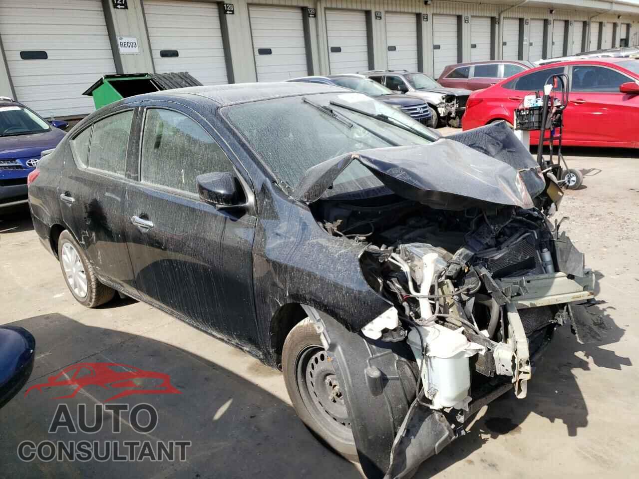 NISSAN VERSA 2019 - 3N1CN7AP3KL863757