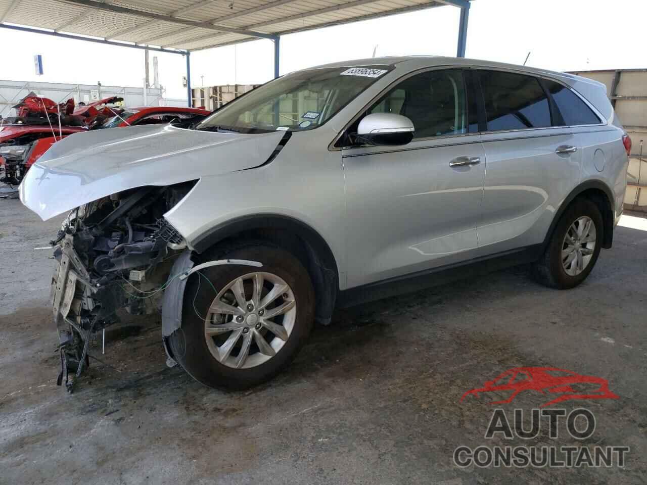 KIA SORENTO 2018 - 5XYPG4A39JG364214