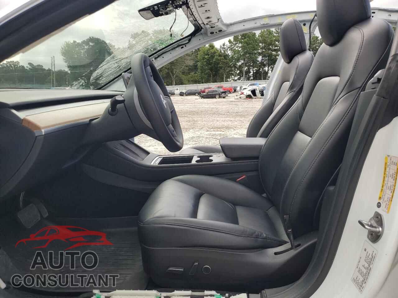 TESLA MODEL 3 2022 - 5YJ3E1EB7NF226897
