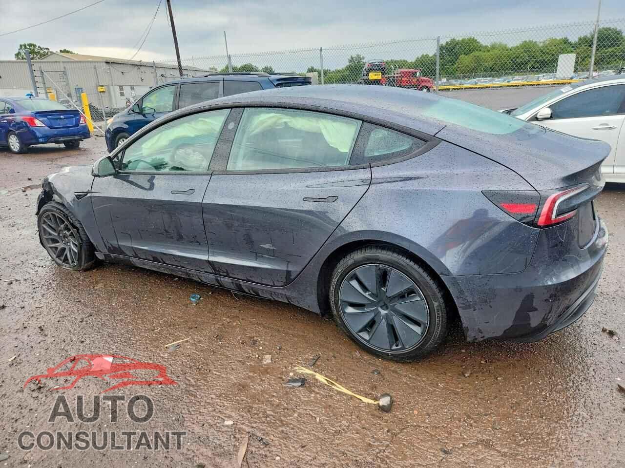 TESLA MODEL 3 2025 - 5YJ3E1EA3SF964828